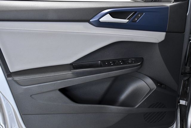 2024 Volkswagen Taos SE FWD - 23093940 - 8