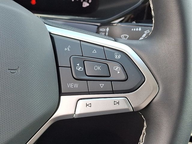 2024 Volkswagen Taos SE FWD - 22876577 - 20