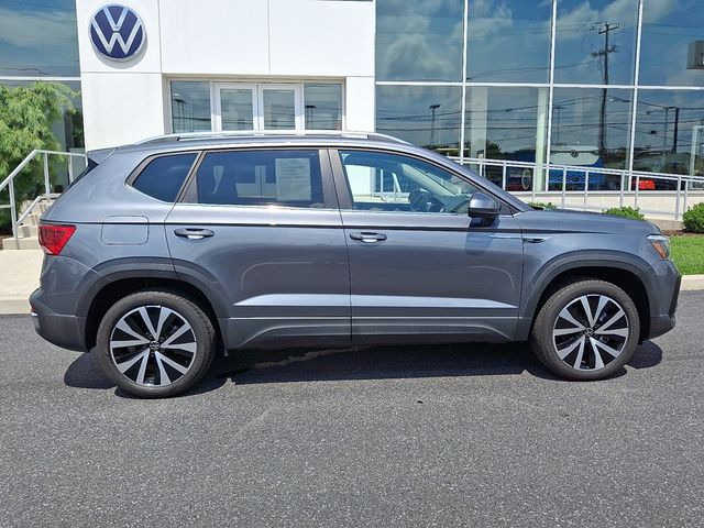 2024 Volkswagen Taos SE FWD - 22876577 - 6