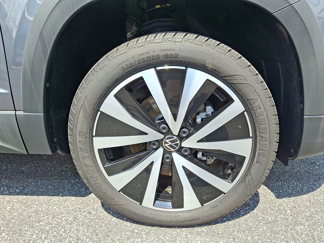 2024 Volkswagen Taos SE FWD - 22876577 - 7