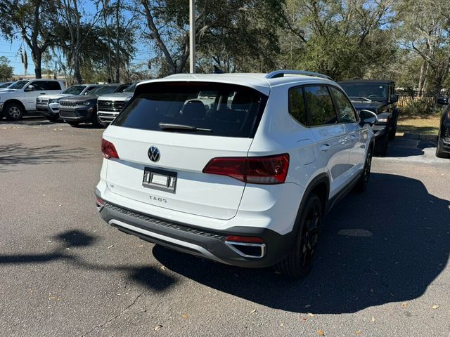 2024 Volkswagen Taos SE FWD - 22988645 - 10
