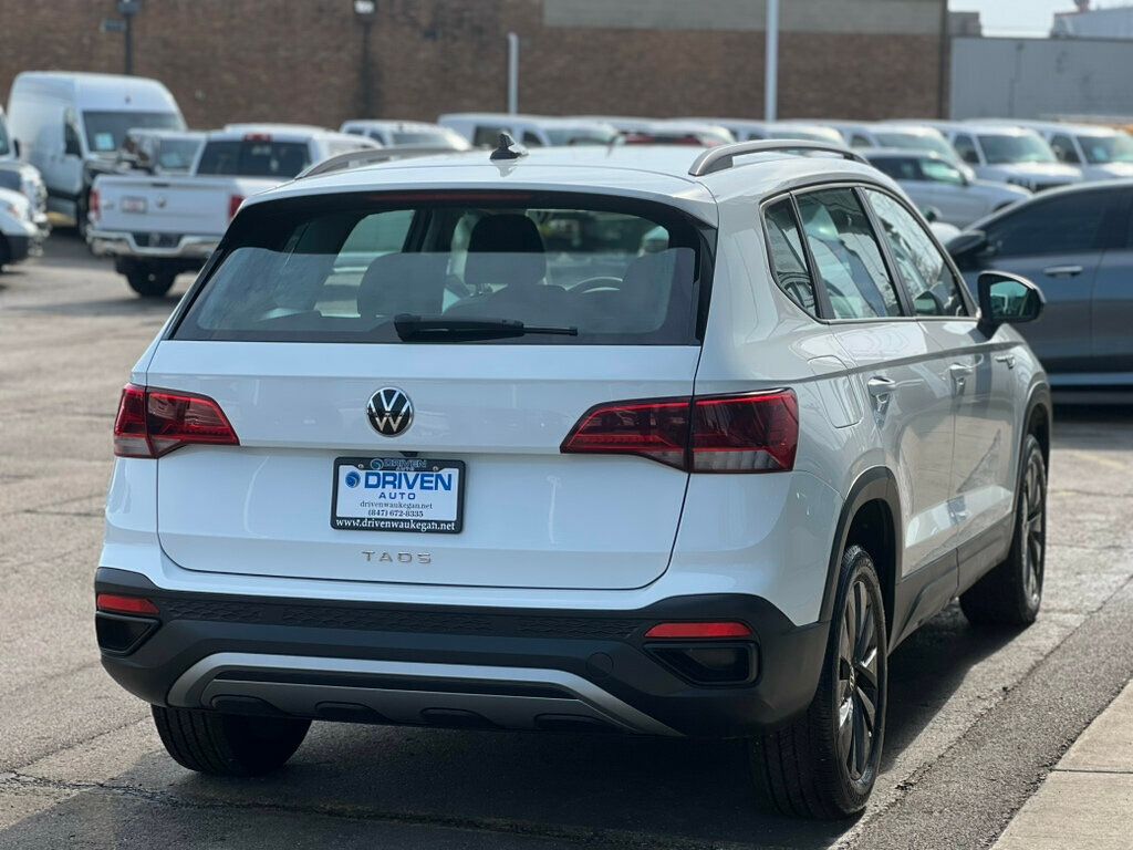 2024 Volkswagen Taos S FWD - 23001128 - 32