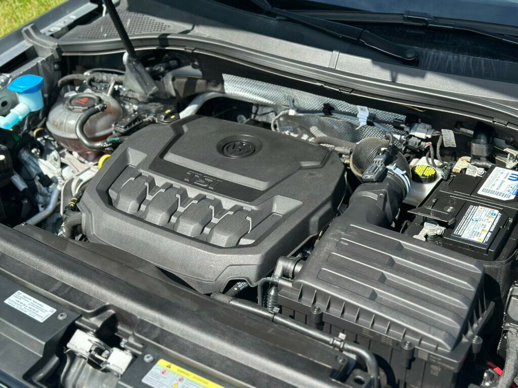 2024 Volkswagen Tiguan SE photo 9