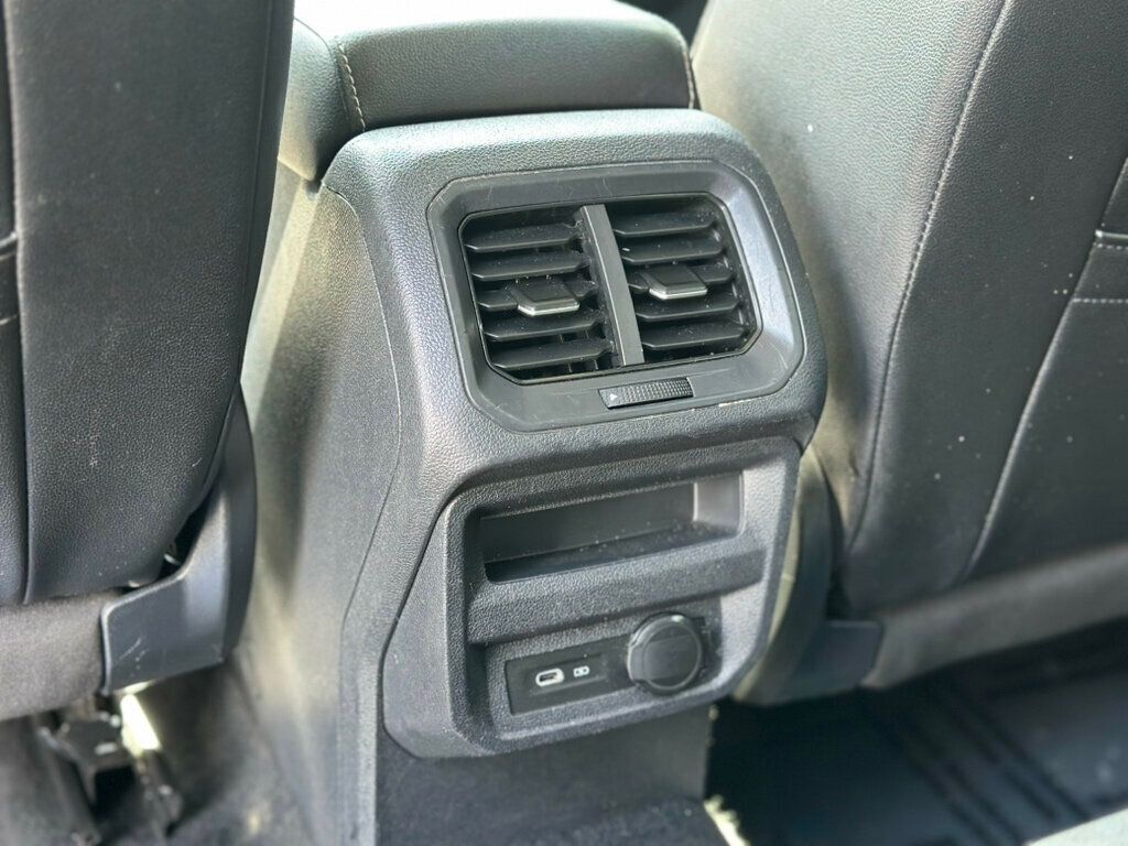 2024 Volkswagen Tiguan SE photo 15
