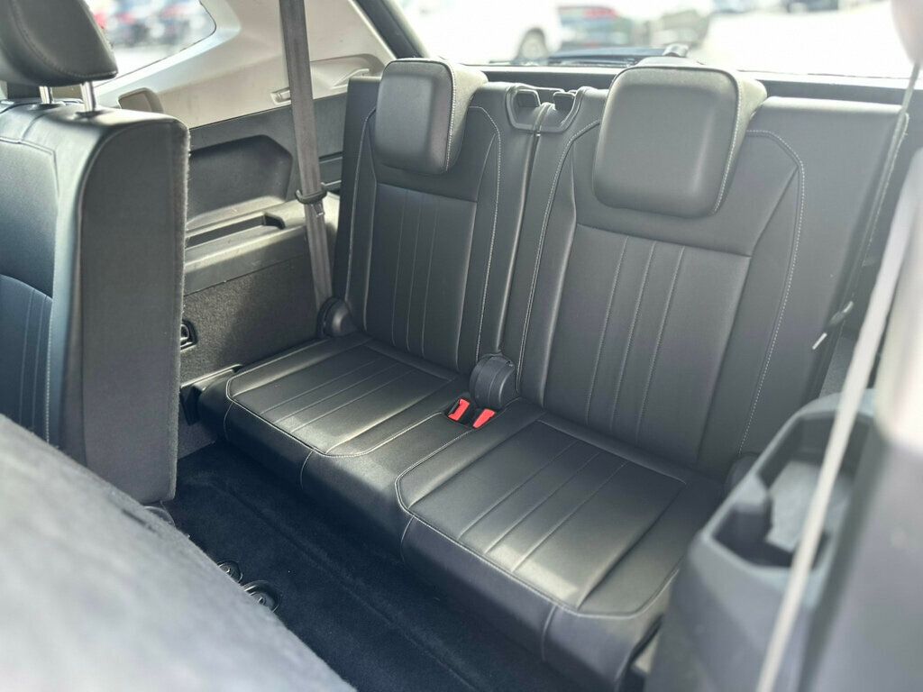 2024 Volkswagen Tiguan SE photo 18
