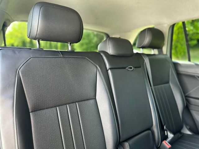 2024 Volkswagen Tiguan 2.0T SE FWD - 22910875 - 21