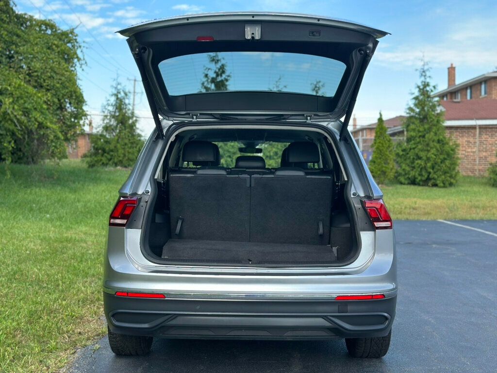 2024 Volkswagen Tiguan SE photo 3