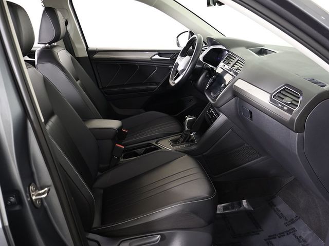 2024 Volkswagen Tiguan 2.0T SE FWD - 22943628 - 32