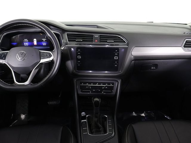 2024 Volkswagen Tiguan 2.0T SE FWD - 22943628 - 38