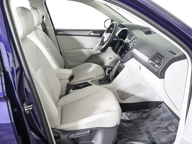 2024 Volkswagen Tiguan 2.0T SE FWD - 22976037 - 31