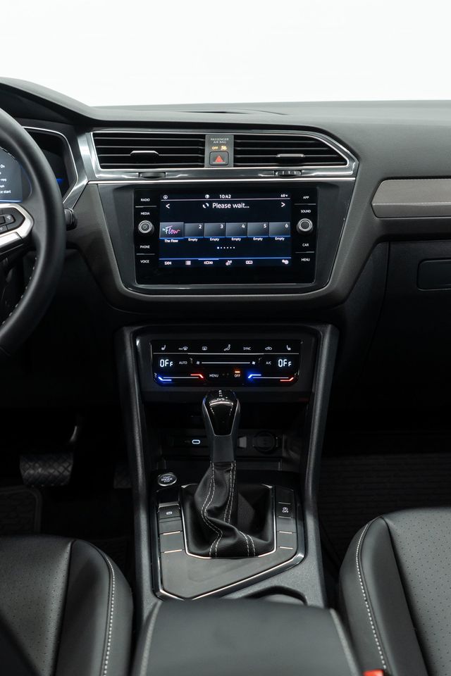 2024 Volkswagen Tiguan 2.0T SE FWD - 23024255 - 29