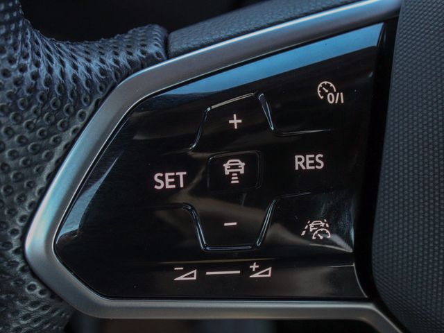 2024 Volkswagen Tiguan 2.0T SEL R-Line - 23100713 - 25