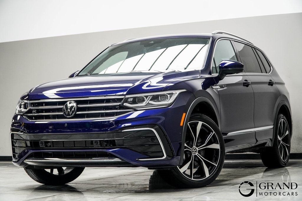 Used 2024 Volkswagen Tiguan SEL R-LINE with VIN 3VV4B7AX5RM118329 for sale in Kennesaw, GA