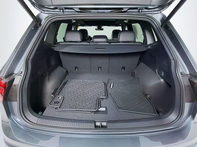 2024 Volkswagen Tiguan 2.0T SEL R-Line 4MOTION - 22951188 - 26
