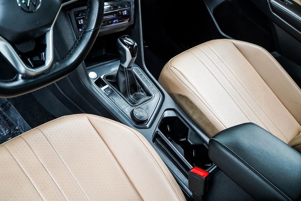 2024 Volkswagen Tiguan SE R-Line Black photo 15