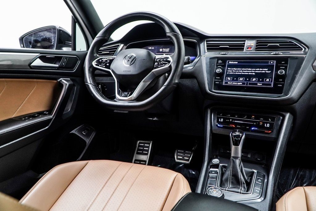 2024 Volkswagen Tiguan SE R-Line Black photo 18