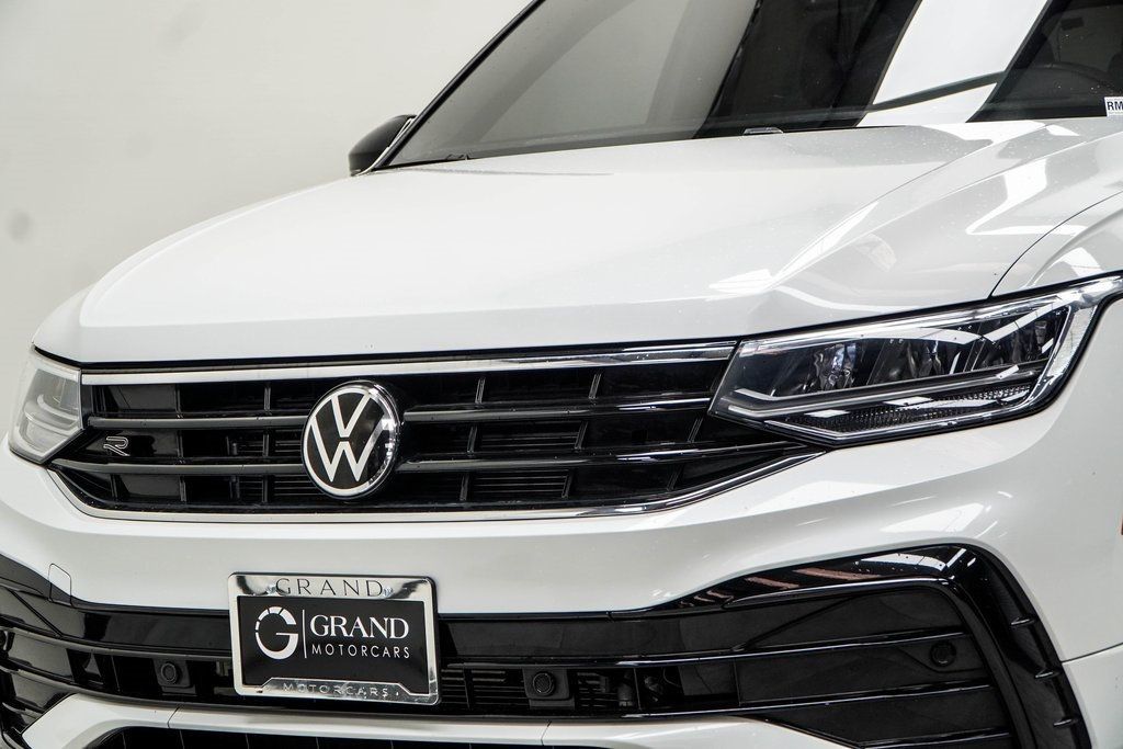2024 Volkswagen Tiguan SE R-Line Black photo 2