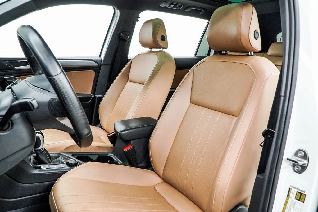 2024 Volkswagen Tiguan SE R-Line Black photo 35
