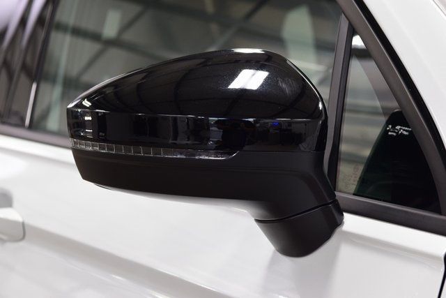 2024 Volkswagen Tiguan 2.0T SE R-Line Black 4MOTION - 22909353 - 16