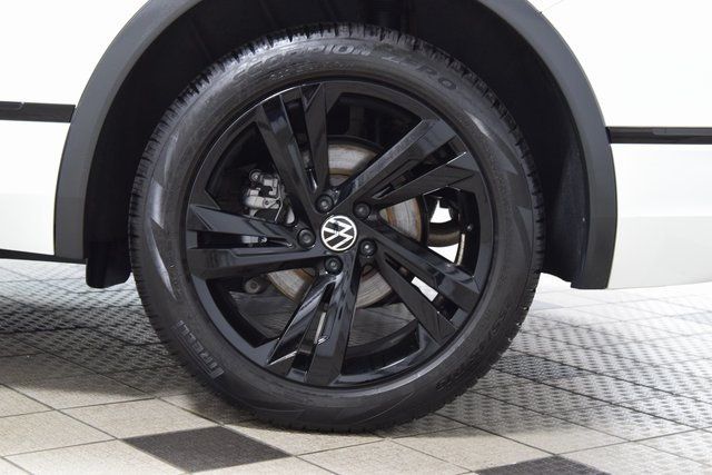 2024 Volkswagen Tiguan 2.0T SE R-Line Black 4MOTION - 22909353 - 27