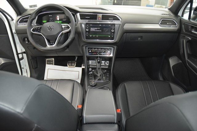 2024 Volkswagen Tiguan 2.0T SE R-Line Black 4MOTION - 22909353 - 30