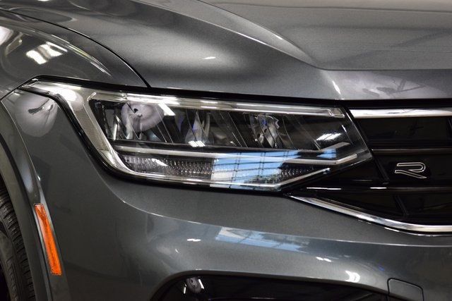 2024 Volkswagen Tiguan 2.0T SE R-Line Black 4MOTION - 22916712 - 11