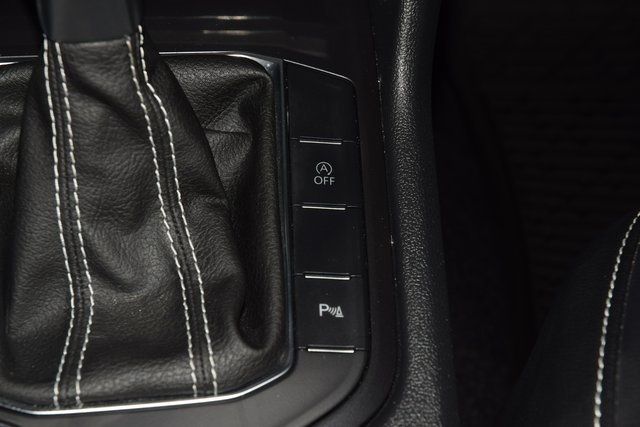 2024 Volkswagen Tiguan 2.0T SE R-Line Black 4MOTION - 22916712 - 36