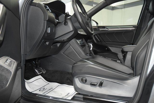 2024 Volkswagen Tiguan 2.0T SE R-Line Black 4MOTION - 22916712 - 43