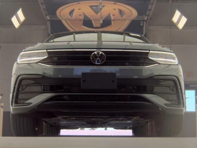 2024 Volkswagen Tiguan 2.0T SE R-Line Black 4MOTION - 23037461 - 3