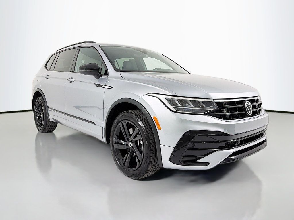 2024 Volkswagen Tiguan 2.0T SE R-Line Black 4MOTION - 22984352 | Video 1
