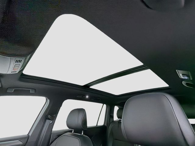 2024 Volkswagen Tiguan 2.0T SE R-Line Black 4MOTION - 22984352 - 21