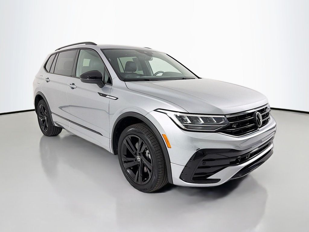 2024 Volkswagen Tiguan 2.0T SE R-Line Black 4MOTION - 23024291 | Video 1