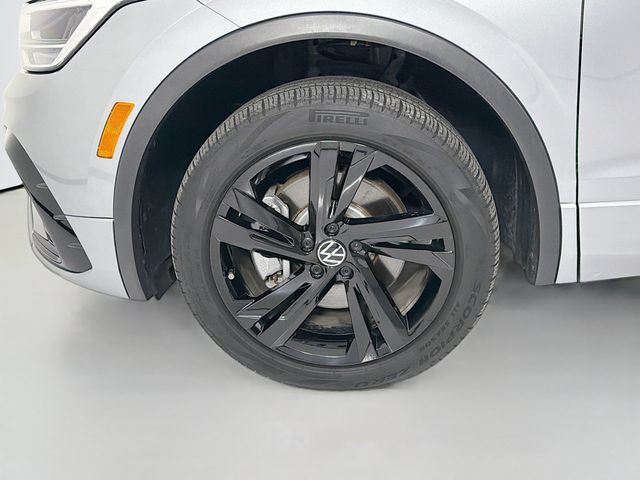 2024 Volkswagen Tiguan 2.0T SE R-Line Black 4MOTION - 23024291 - 30