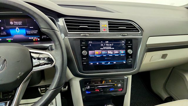 2024 Volkswagen Tiguan 2.0T SE R-Line Black 4MOTION - 23018404 - 17