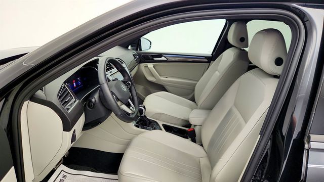 2024 Volkswagen Tiguan 2.0T SE R-Line Black 4MOTION - 23018404 - 19