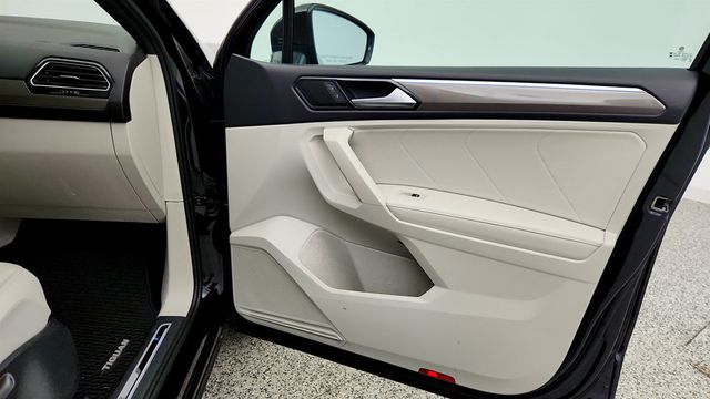 2024 Volkswagen Tiguan 2.0T SE R-Line Black 4MOTION - 23018404 - 25