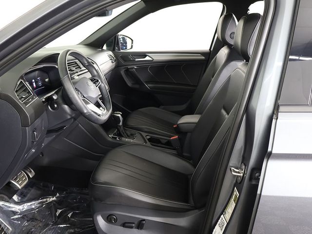 2024 Volkswagen Tiguan 2.0T SE R-Line Black FWD - 23045807 - 29
