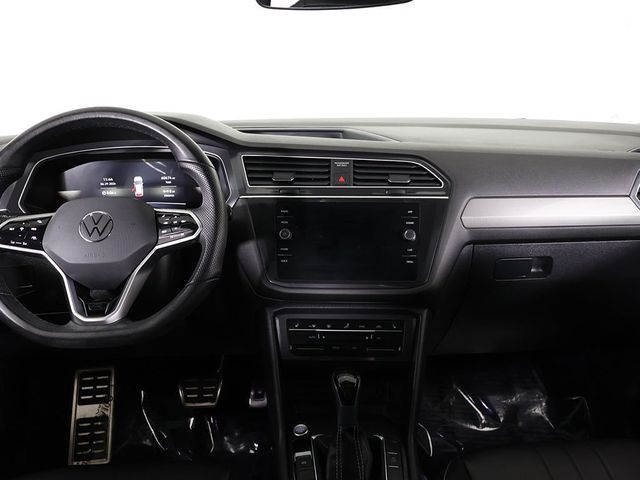 2024 Volkswagen Tiguan 2.0T SE R-Line Black FWD - 23045807 - 38