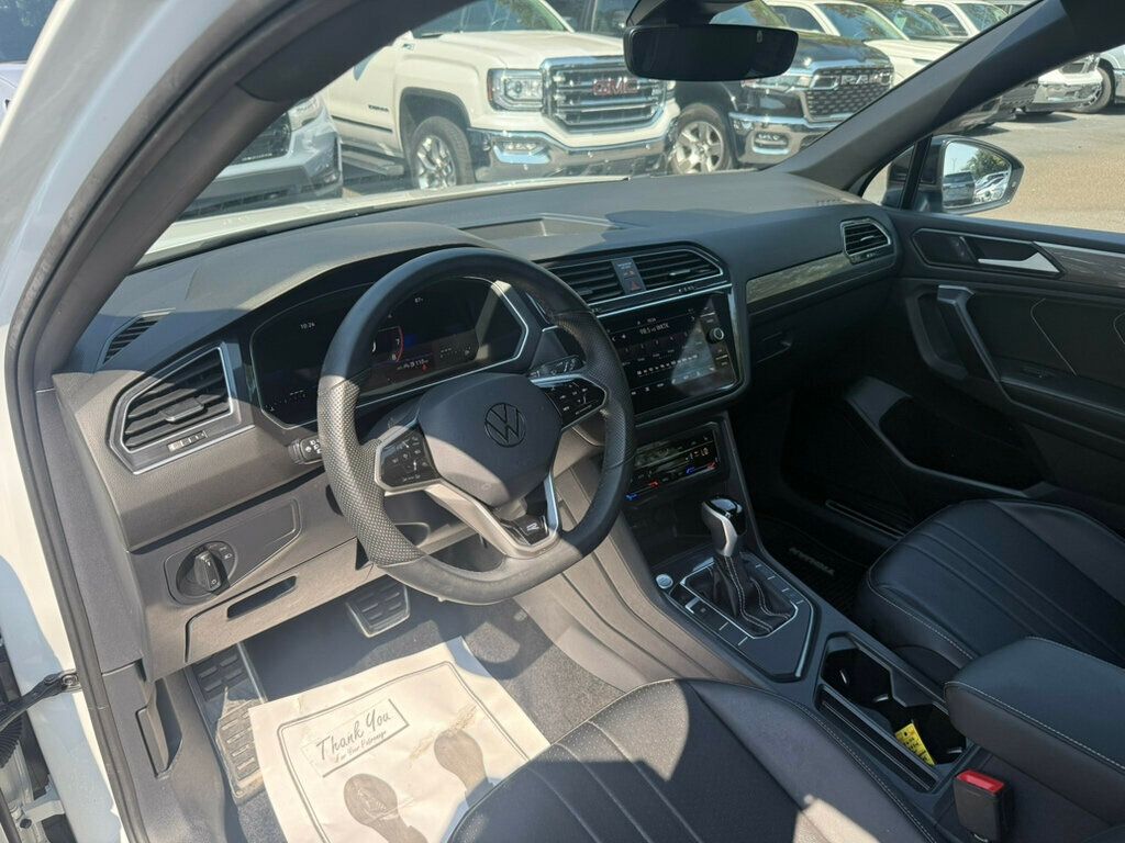 2024 Volkswagen Tiguan SE R-Line Black photo 2