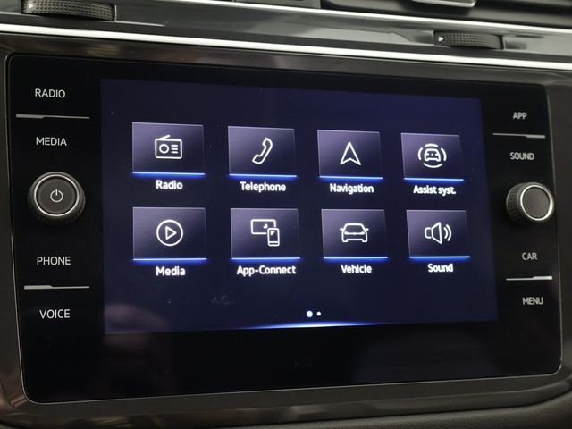 2024 Volkswagen Tiguan 2.0T S FWD - 22957734 - 45