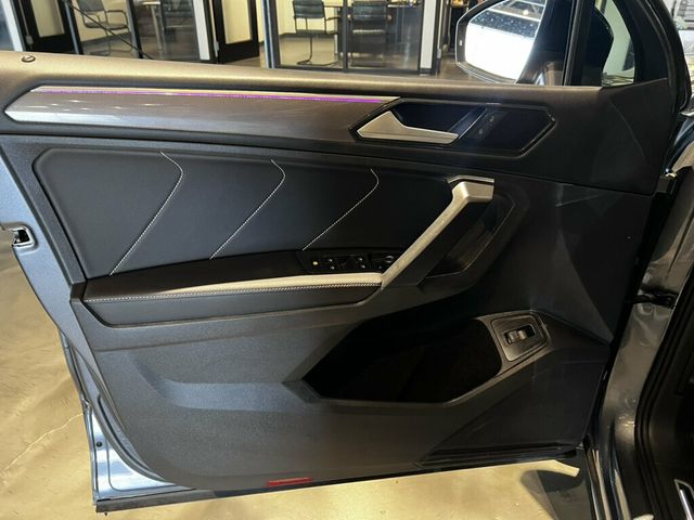 2024 Volkswagen Tiguan TravelAssist/HeatedFrontSeats/1st&2ndRowSunroof/AdaptiveCruise - 23068892 - 9