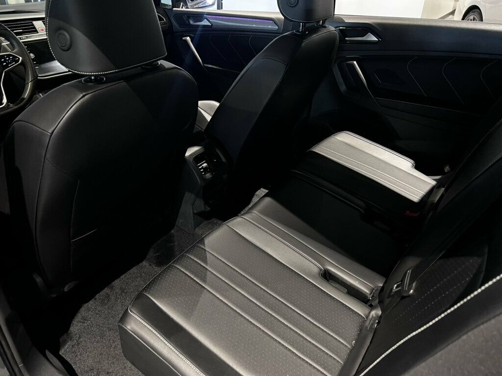 2024 Volkswagen Tiguan TravelAssist/HeatedFrontSeats/1st&2ndRowSunroof/AdaptiveCruise - 23068892 - 12