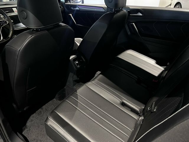 2024 Volkswagen Tiguan TravelAssist/HeatedFrontSeats/1st&2ndRowSunroof/AdaptiveCruise - 23068892 - 12