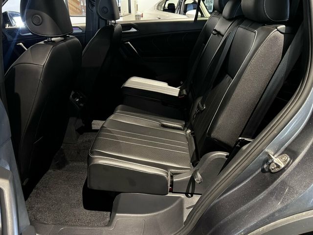 2024 Volkswagen Tiguan TravelAssist/HeatedFrontSeats/1st&2ndRowSunroof/AdaptiveCruise - 23068892 - 14
