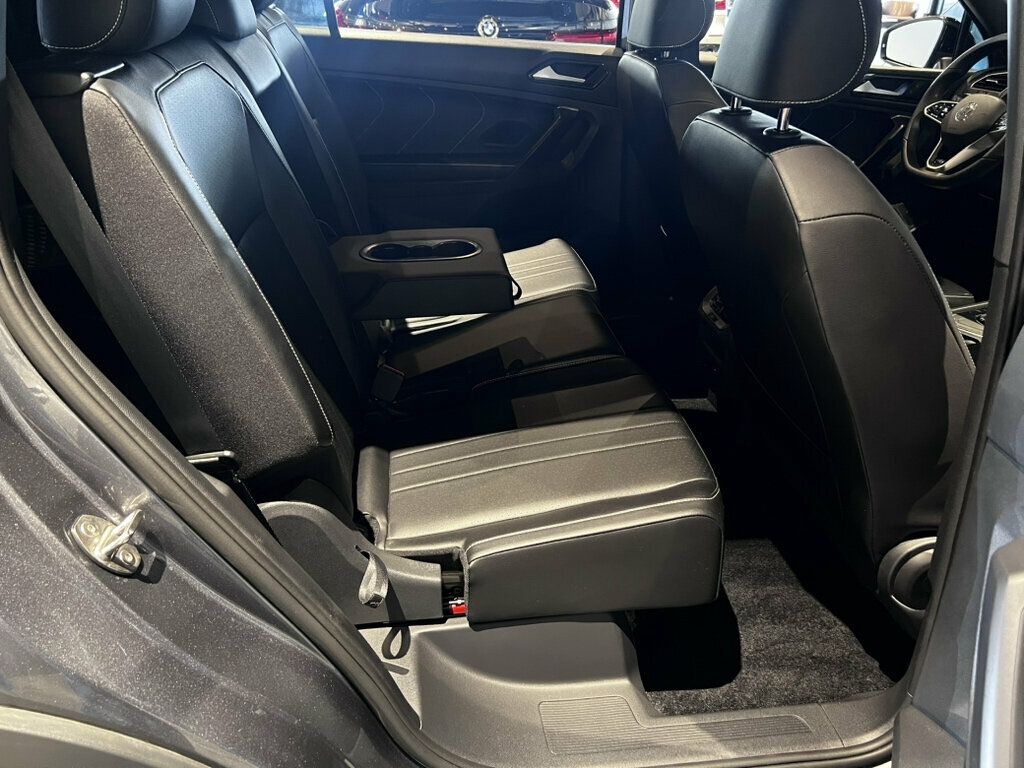 2024 Volkswagen Tiguan TravelAssist/HeatedFrontSeats/1st&2ndRowSunroof/AdaptiveCruise - 23068892 - 19