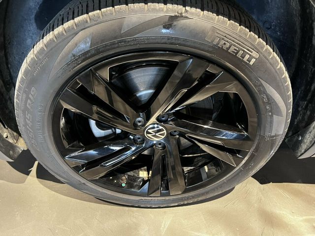 2024 Volkswagen Tiguan TravelAssist/HeatedFrontSeats/1st&2ndRowSunroof/AdaptiveCruise - 23068892 - 25