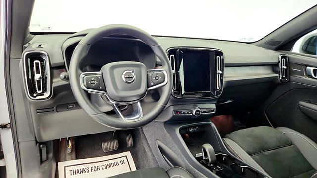 2024 Volvo C40 Recharge Pure Electric Twin AWD Ultimate (403-hp, 257 miles of range) - 22969075 - 10