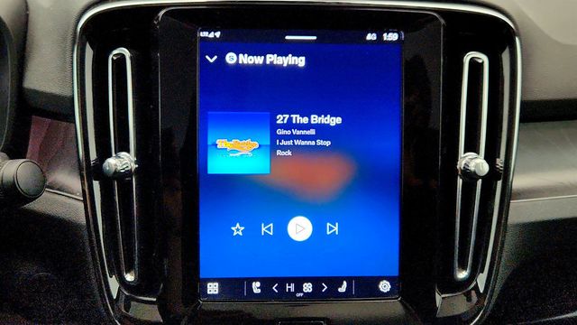 2024 Volvo C40 Recharge Pure Electric Twin AWD Ultimate (403-hp, 257 miles of range) - 22969075 - 14