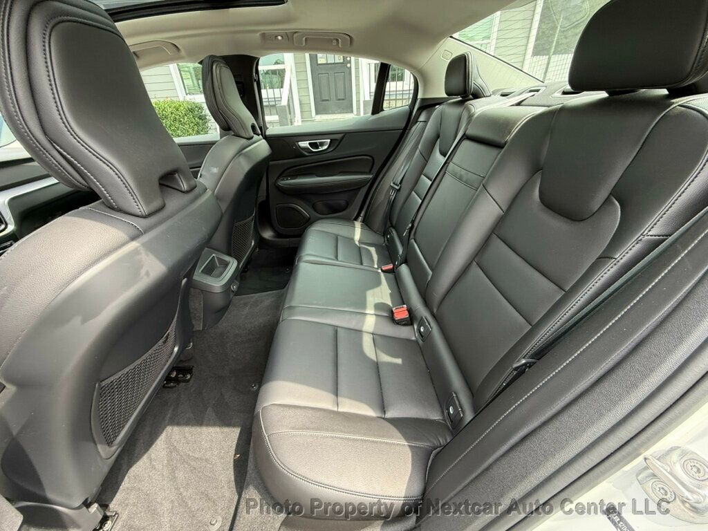 2024 Volvo S60 B5 AWD Core photo 14