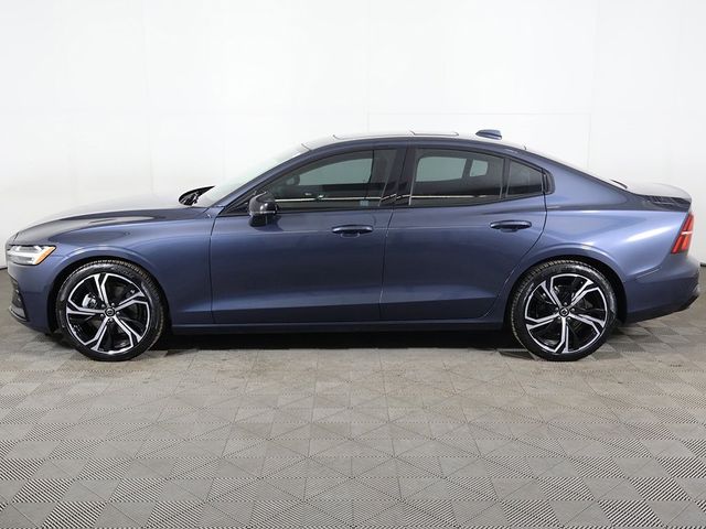 2024 Volvo S60 B5 AWD Core Dark Theme - 22960854 - 17